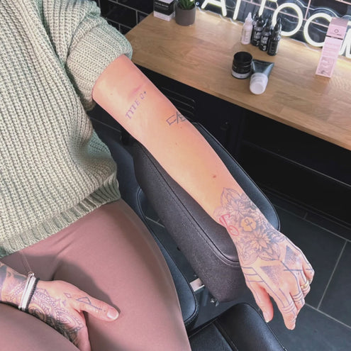 Anwendung: TattooMed Studio Pro Tape und Absorber